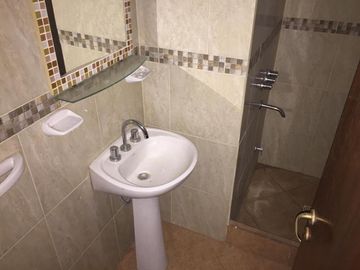 Departamento en venta - 2 Dormitorios 2 Baños - 60mts2 - Mar Del Tuyu