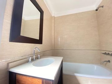 Piso completo de 4 amb - venta