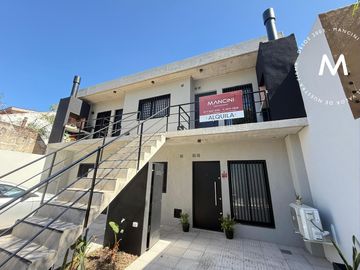 Departamento en alquiler de 3 ambientes con balcón y parrilla - Villa Ballester