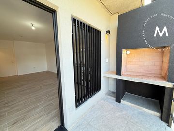 Departamento en alquiler de 3 ambientes con balcón y parrilla - Villa Ballester