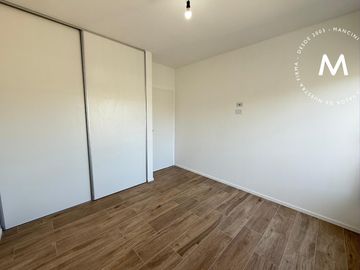 Departamento en alquiler de 3 ambientes con balcón y parrilla - Villa Ballester