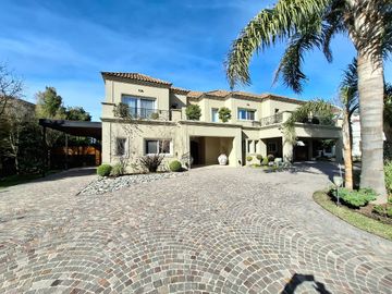 Casa en venta en Buenos Aires Golf Club