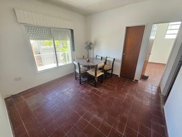 Venta, Casa, 3 Ambientes, Cochera, Apto crédito,  Concepción Del Uruguay, Entre Ríos.