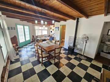 Venta, Casa, 3 Ambientes, Cochera, Apto crédito,  Concepción Del Uruguay, Entre Ríos.