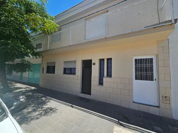 Venta, Casa, 3 Ambientes, Cochera, Apto crédito,  Concepción Del Uruguay, Entre Ríos.