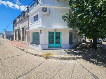 Venta, Casa, 3 Ambientes, Cochera, Apto crédito,  Concepción Del Uruguay, Entre Ríos.