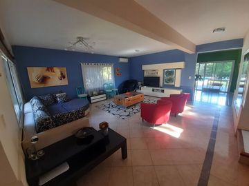 Venta | Casa | 5 Amb | Barrio La Delfina | Pilar |