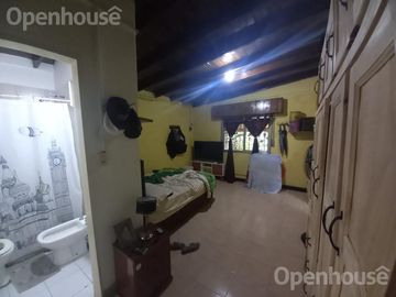 VENTA - CASA Y DEPTO EN ZELAYA CENTRO