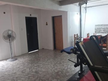 VENTA - CASA Y DEPTO EN ZELAYA CENTRO