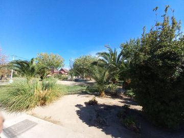 Casa en venta c/ estacionamiento en Villaseca