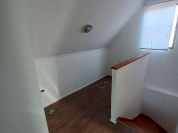 Casa en venta c/ estacionamiento en Villaseca