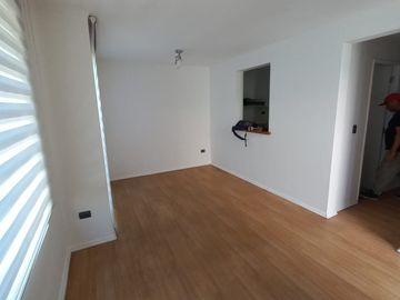 Casa en venta c/ estacionamiento en Villaseca