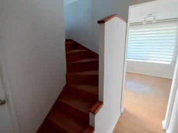 Casa en venta c/ estacionamiento en Villaseca