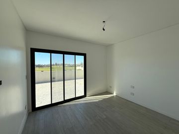 Casa 4 AMB en Venta a Estrenar en San Sebastian