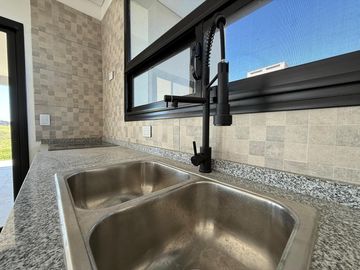 Casa 4 AMB en Venta a Estrenar en San Sebastian