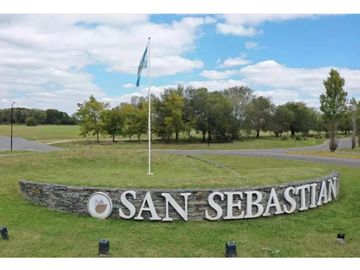 Casa 4 AMB en Venta a Estrenar en San Sebastian