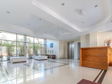 Venta Semipiso tipo Penthouse 4 Amb. c/ 2 cocheras - Ramos Mejia