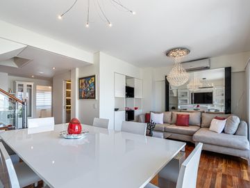 Venta Semipiso tipo Penthouse 4 Amb. c/ 2 cocheras - Ramos Mejia