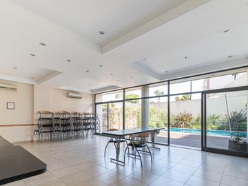 Venta Semipiso tipo Penthouse 4 Amb. c/ 2 cocheras - Ramos Mejia