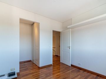 Venta Semipiso tipo Penthouse 4 Amb. c/ 2 cocheras - Ramos Mejia