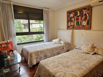 Departamento 3 dormitorios y cochera en Casonas del Norte