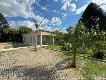 Monoambiente en Pilar con piscina y parrilla