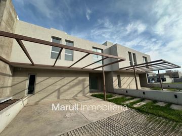 Duplex en venta Distrito sur a esrenar 3 dormitorios