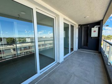 Departamento en  Moreno Center