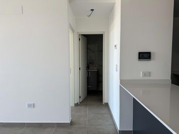 Departamento en  Moreno Center