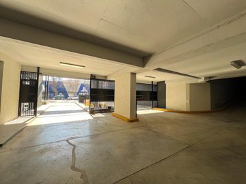 Departamento en  Moreno Center