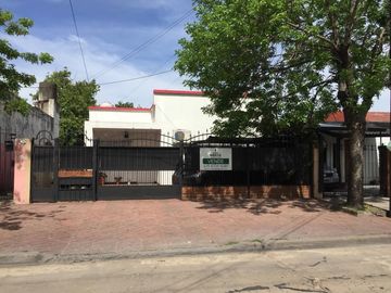 Casa - Centro (Moreno)