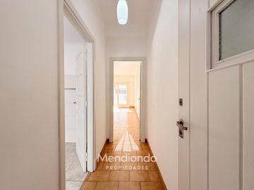 PH 3 amb.   dep. con balcón terraza al frente y terraza propia. Zona Aldrey.