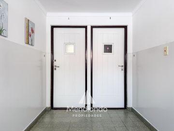 PH 3 amb.   dep. con balcón terraza al frente y terraza propia. Zona Aldrey.