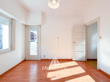 PH 3 amb.   dep. con balcón terraza al frente y terraza propia. Zona Aldrey.