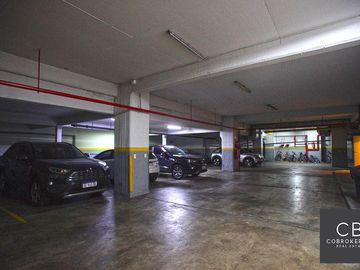 VENTA PISO ALTO AL CONTRAFRENTE 4 AMBIENTES PALERMO CON COCHERA DOBLE Y BAULERA AMENITIES