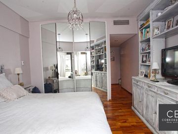 VENTA PISO ALTO AL CONTRAFRENTE 4 AMBIENTES PALERMO CON COCHERA DOBLE Y BAULERA AMENITIES