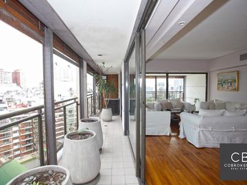 VENTA PISO ALTO AL CONTRAFRENTE 4 AMBIENTES PALERMO CON COCHERA DOBLE Y BAULERA AMENITIES