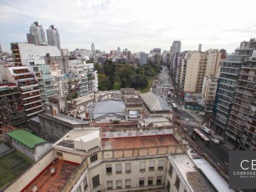 VENTA PISO ALTO AL CONTRAFRENTE 4 AMBIENTES PALERMO CON COCHERA DOBLE Y BAULERA AMENITIES