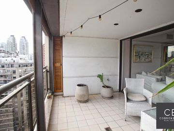 VENTA PISO ALTO AL CONTRAFRENTE 4 AMBIENTES PALERMO CON COCHERA DOBLE Y BAULERA AMENITIES