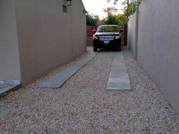 Casa en venta - 2 Dormitorios 1 Baño - San Clemente del Tuyú