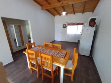 Casa en venta - 2 Dormitorios 1 Baño - San Clemente del Tuyú