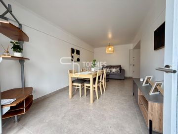 3 Amb. con Balcón Corrido, Cochera y Muebles Nuevos – MDP Centro