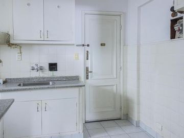 VENTA DEPARTAMENTO 4 AMBIENTES CON DEPENDENCIA OPORTUNIDAD  EN PALERMO - Apto credito hipotecario