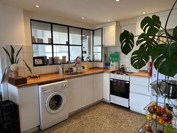 En Venta Excelente departamento de 3 ambientes al contra frente Muy Luminoso