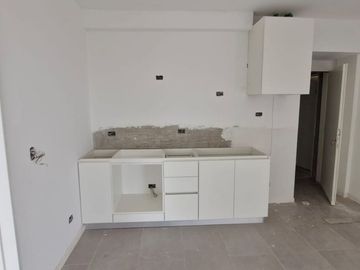 Venta Depto 2 Ambientes c/Cochera Tortugas Golfers