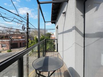 VENTA Casa 4amb terraza REFACCIONADA Florida