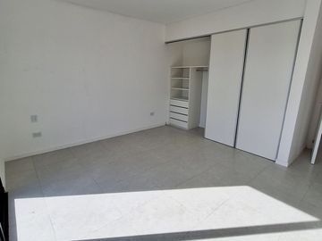 CASA EN VENTA 2 DORMITORIOS -  BARRIO ECOTIERRA