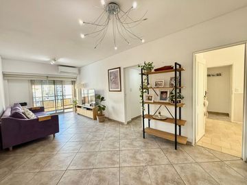 DEPARTAMENTO 4 AMB CON COCHERA EN LANUSITA