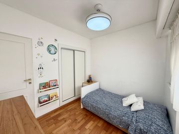 DEPARTAMENTO 4 AMB CON COCHERA EN LANUSITA