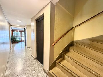 DEPARTAMENTO 4 AMB CON COCHERA EN LANUSITA